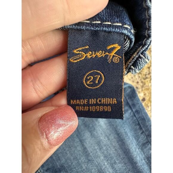 VINTAGE 80’s Seven 7 Women’s Size 27 Blue Denim Bermuda Shorts Embroidered Logo - Picture 6 of 16